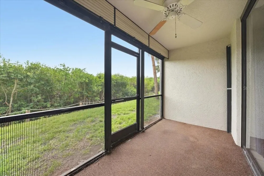 1332 PASADENA AVENUE S #102 South Pasadena, FL 33707
