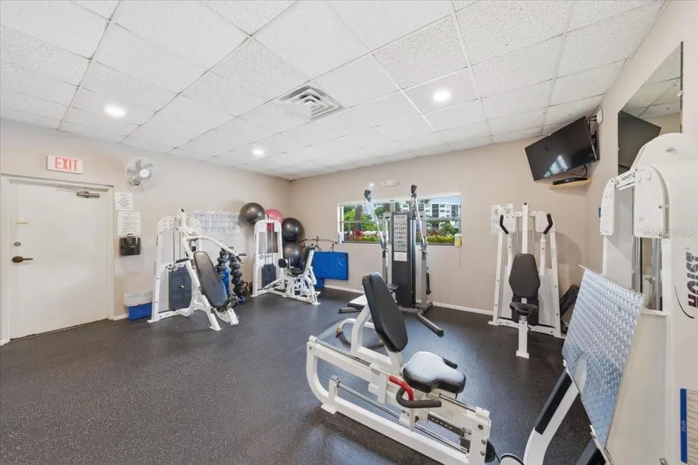 1332 PASADENA AVENUE S #102 South Pasadena, FL 33707