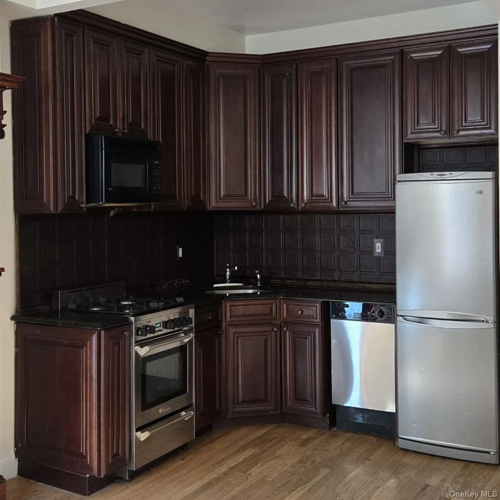 235 W 137th Street #1F New York (Manhattan), NY 10030