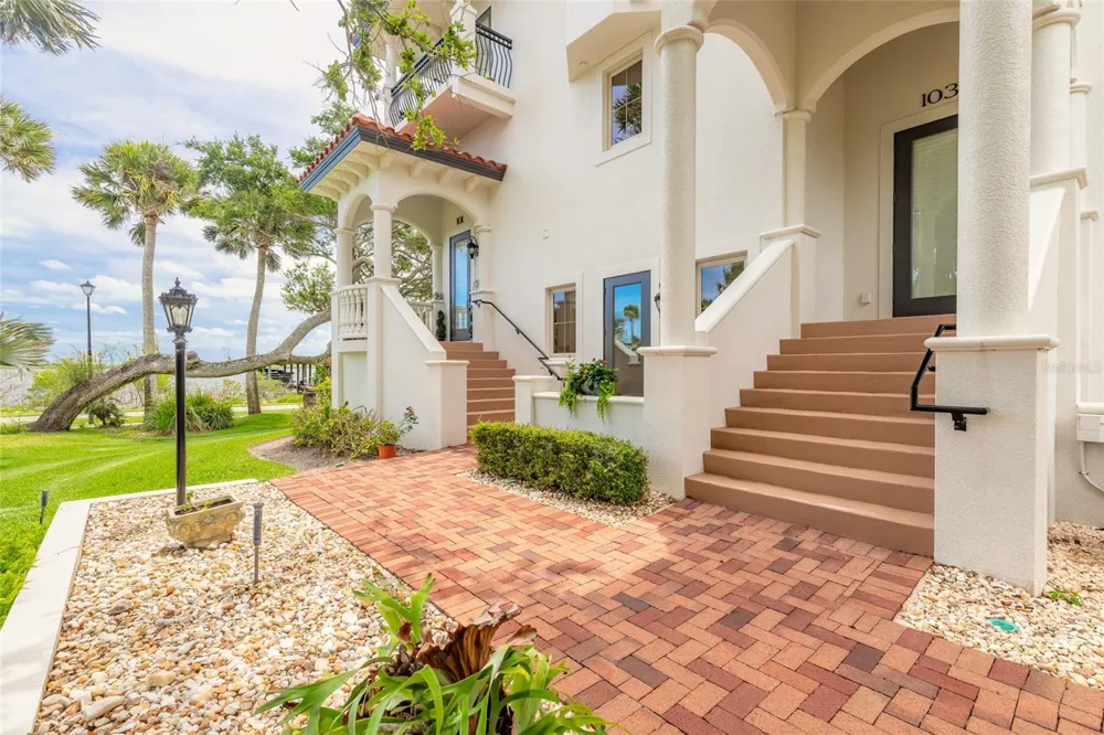 5090 RIVERSIDE DRIVE #103 Port Orange, FL 32127