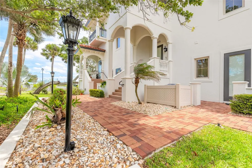 5090 RIVERSIDE DRIVE #103 Port Orange, FL 32127