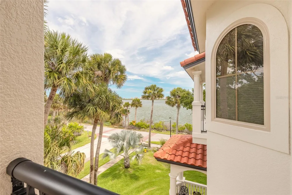 5090 RIVERSIDE DRIVE #103 Port Orange, FL 32127