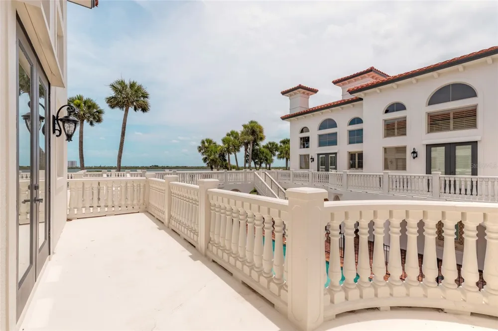 5090 RIVERSIDE DRIVE #103 Port Orange, FL 32127