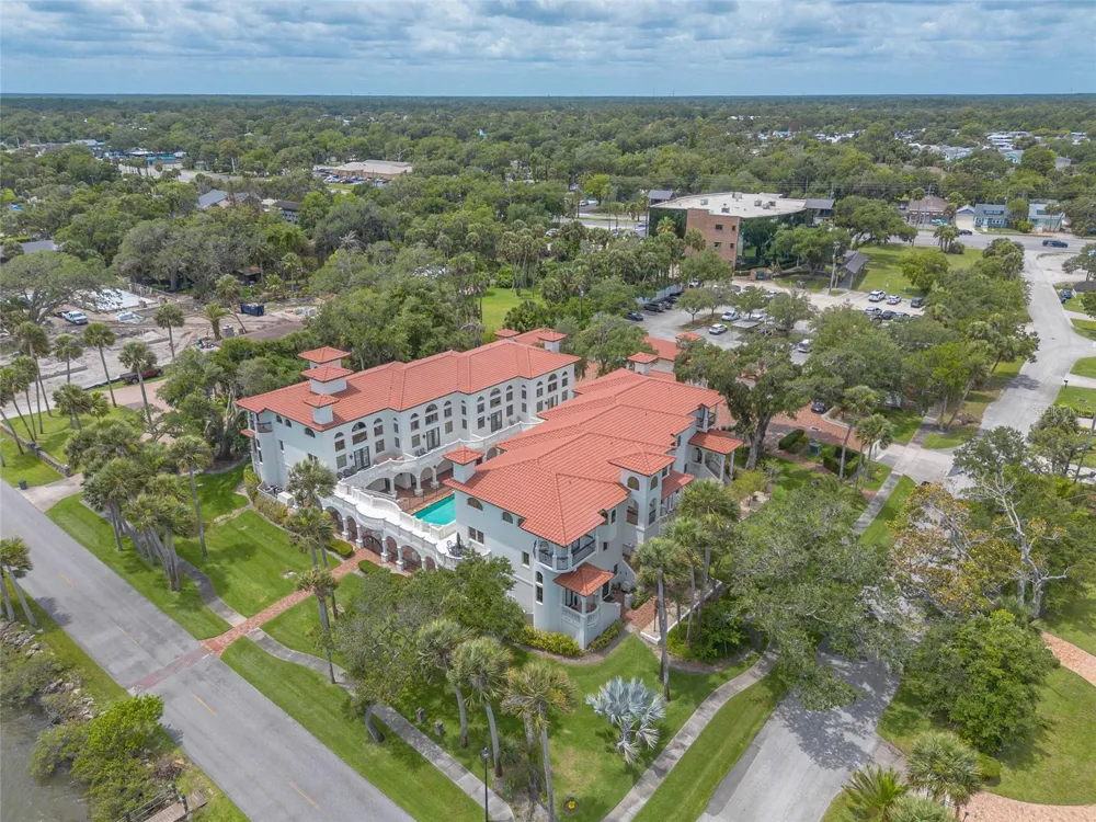 5090 RIVERSIDE DRIVE #103 Port Orange, FL 32127