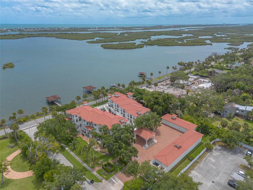 5090 RIVERSIDE DRIVE #103 Port Orange, FL 32127