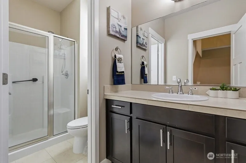 33852 56th Place S Auburn, WA 98001