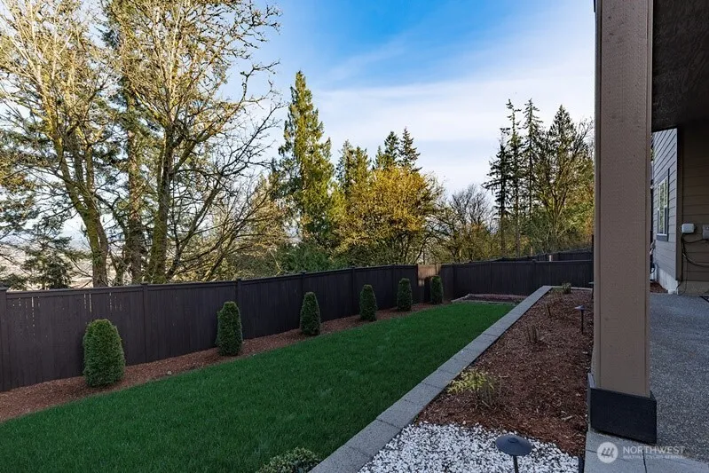 33852 56th Place S Auburn, WA 98001