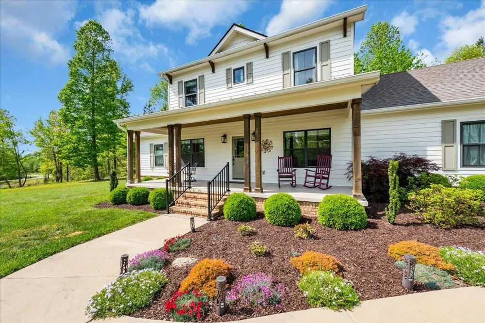 2564 Raulston Falls Road Jasper, TN 37347