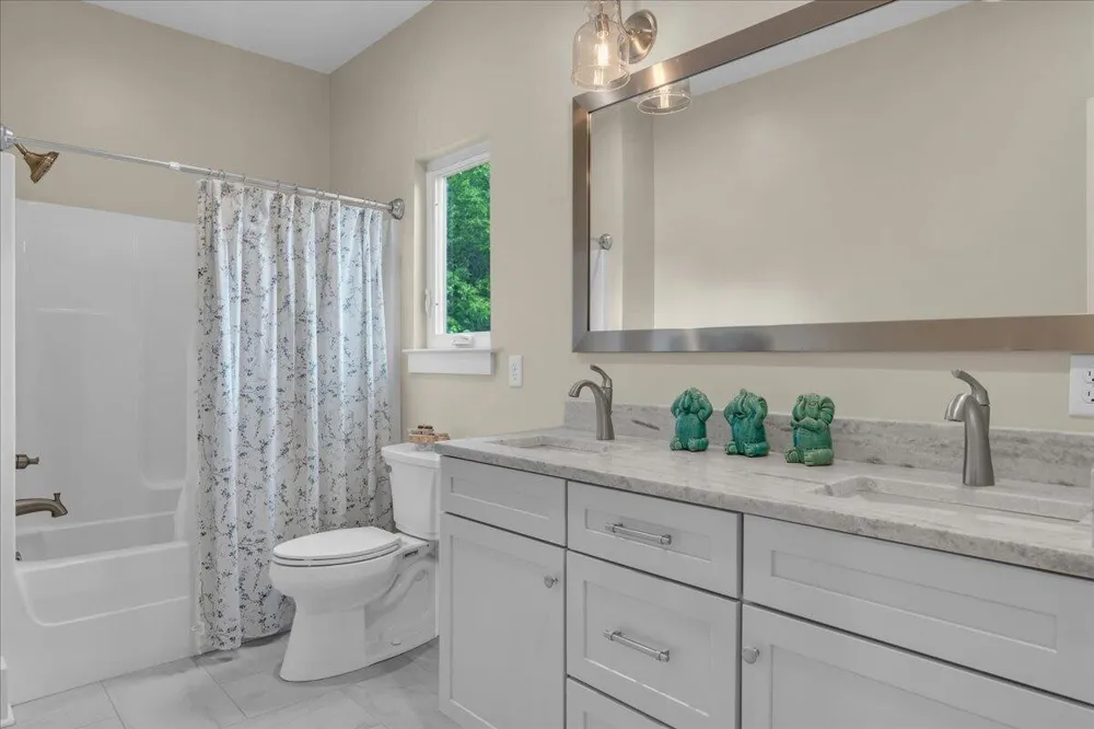 2564 Raulston Falls Road Jasper, TN 37347