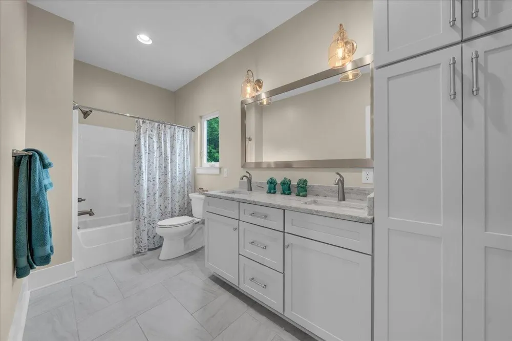 2564 Raulston Falls Road Jasper, TN 37347