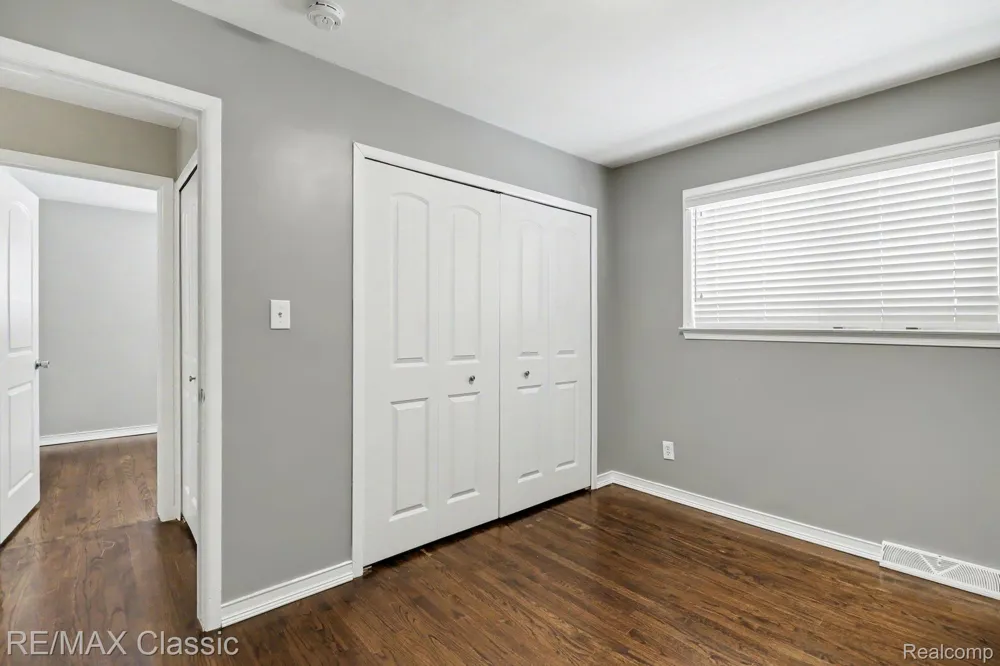 1842 Chaucer Avenue Madison Heights City, MI 48071
