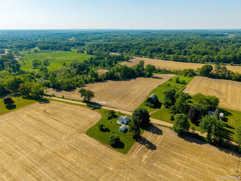 2851 Dancer Road Lima Township, MI 48130
