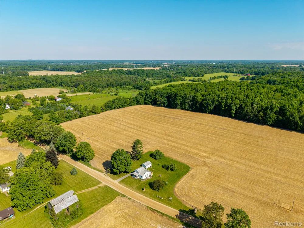 2851 Dancer Road Lima Township, MI 48130