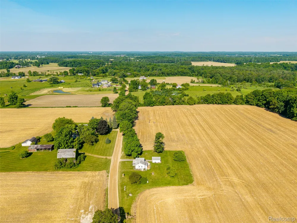 2851 Dancer Road Lima Township, MI 48130