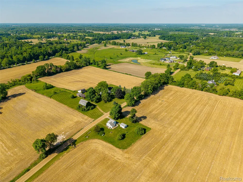 2851 Dancer Road Lima Township, MI 48130