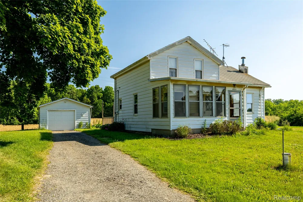 2851 Dancer Road Lima Township, MI 48130
