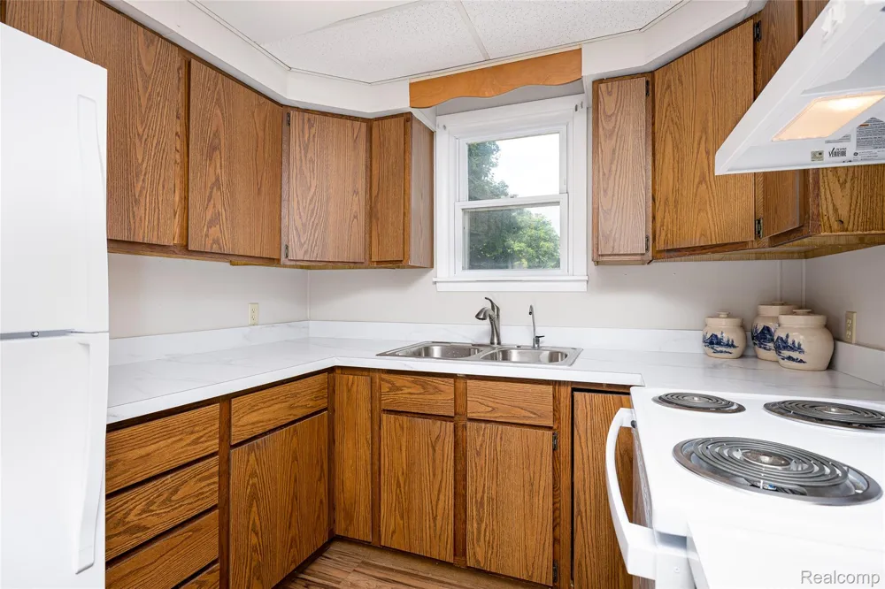 2851 Dancer Road Lima Township, MI 48130