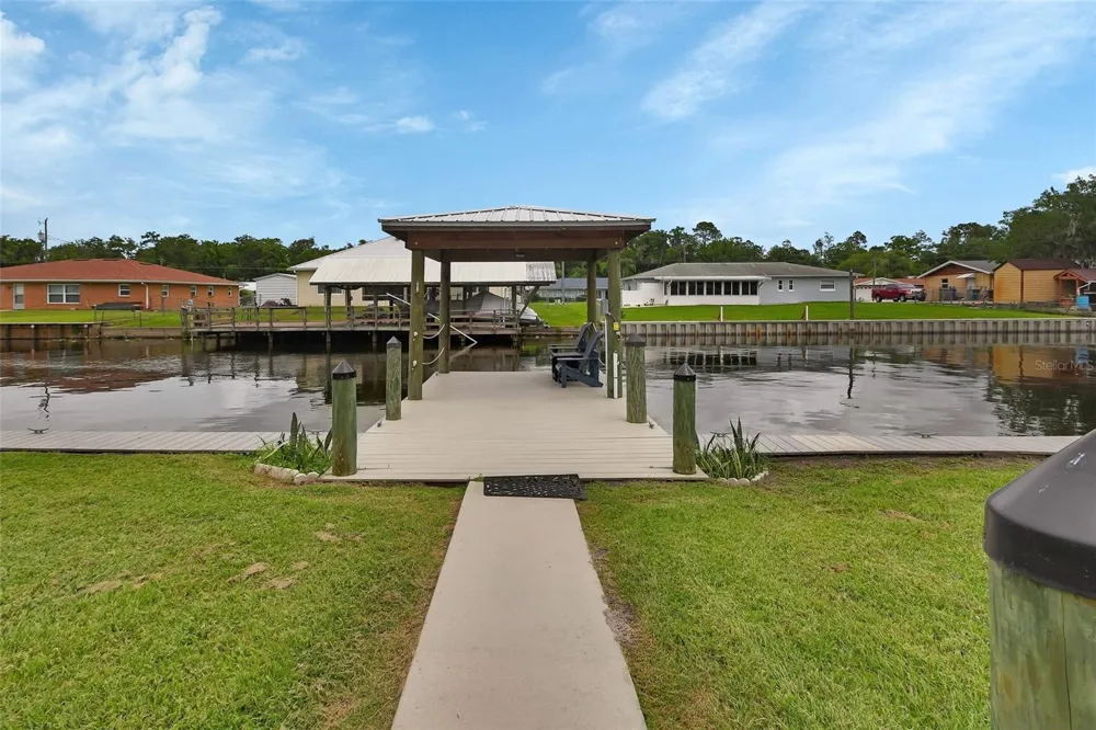 1610 JUNO TRAIL Astor, FL 32102