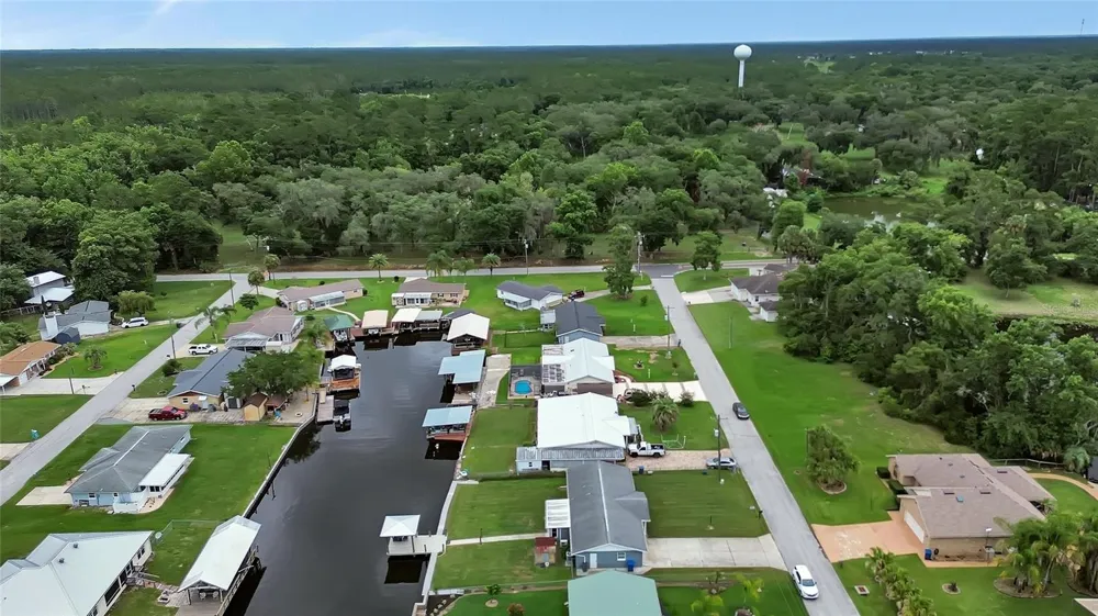 1610 JUNO TRAIL Astor, FL 32102