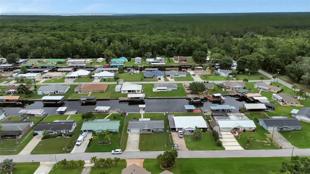 1610 JUNO TRAIL Astor, FL 32102