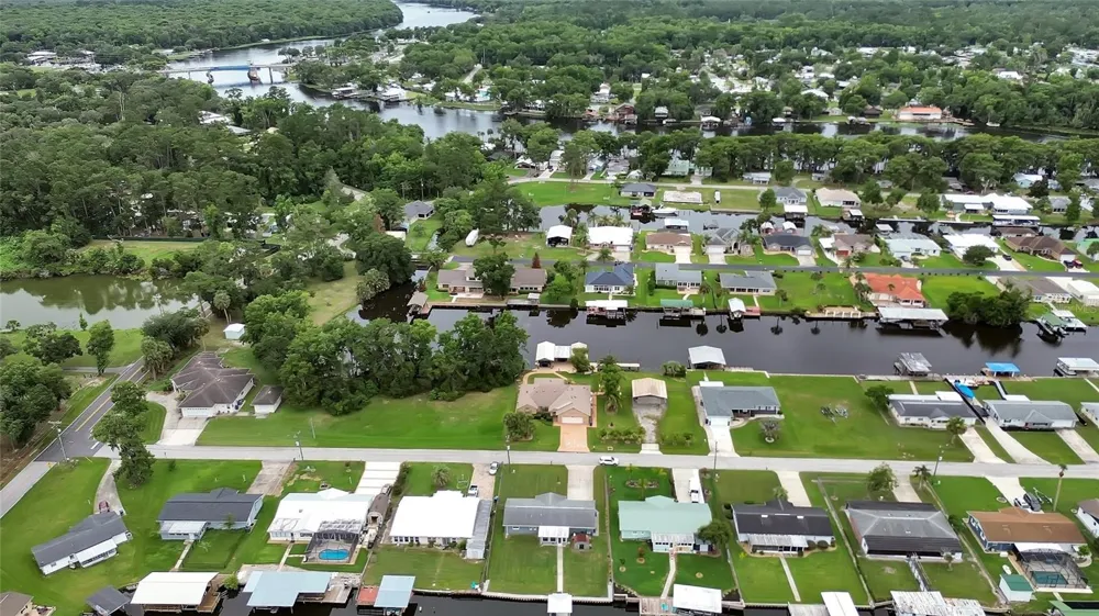 1610 JUNO TRAIL Astor, FL 32102