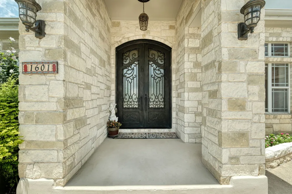 1601 Coronado Leander, TX 78641