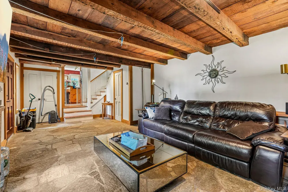 456 Saddle River Road Airmont, NY 10952