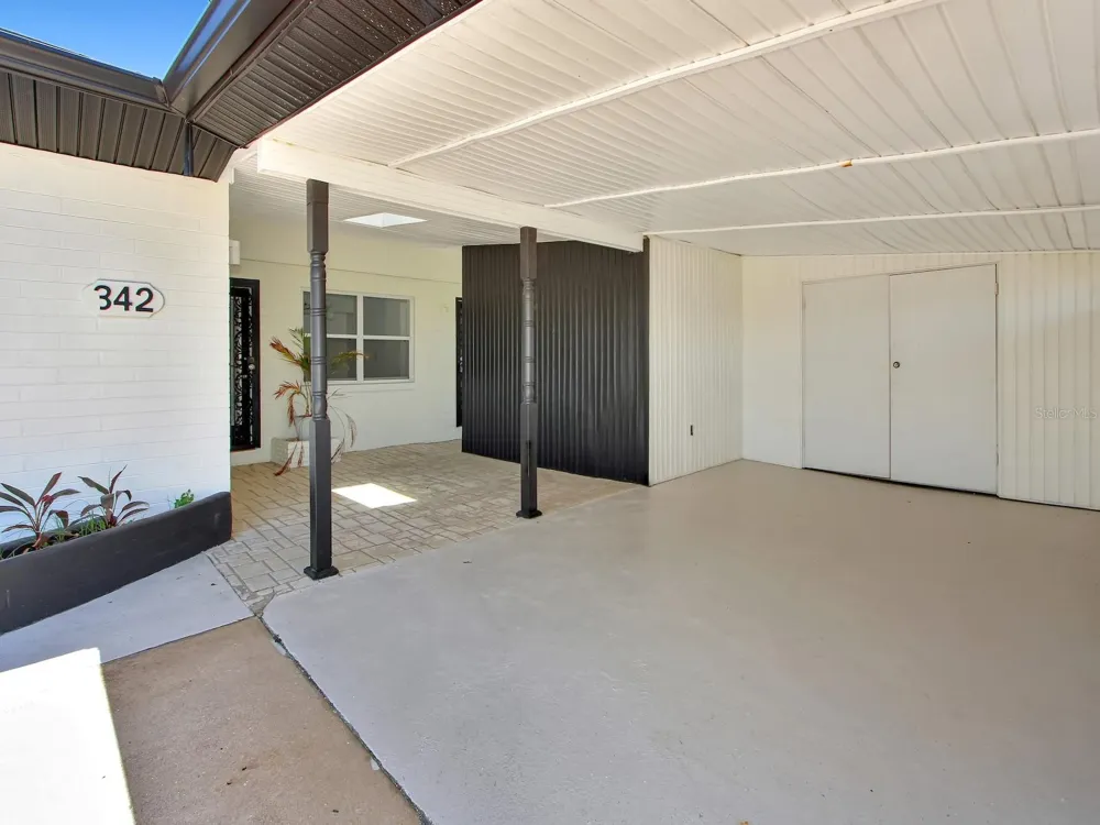 342 BOYLSTON AVENUE Daytona Beach, FL 32118