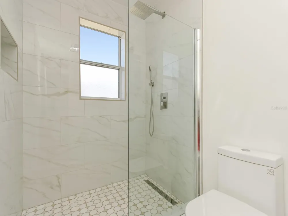 342 BOYLSTON AVENUE Daytona Beach, FL 32118
