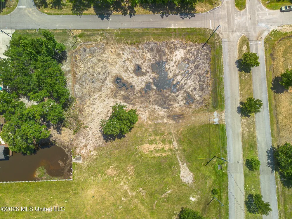 2429 Airport, Lot #1 Drive Diamondhead, MS 39525