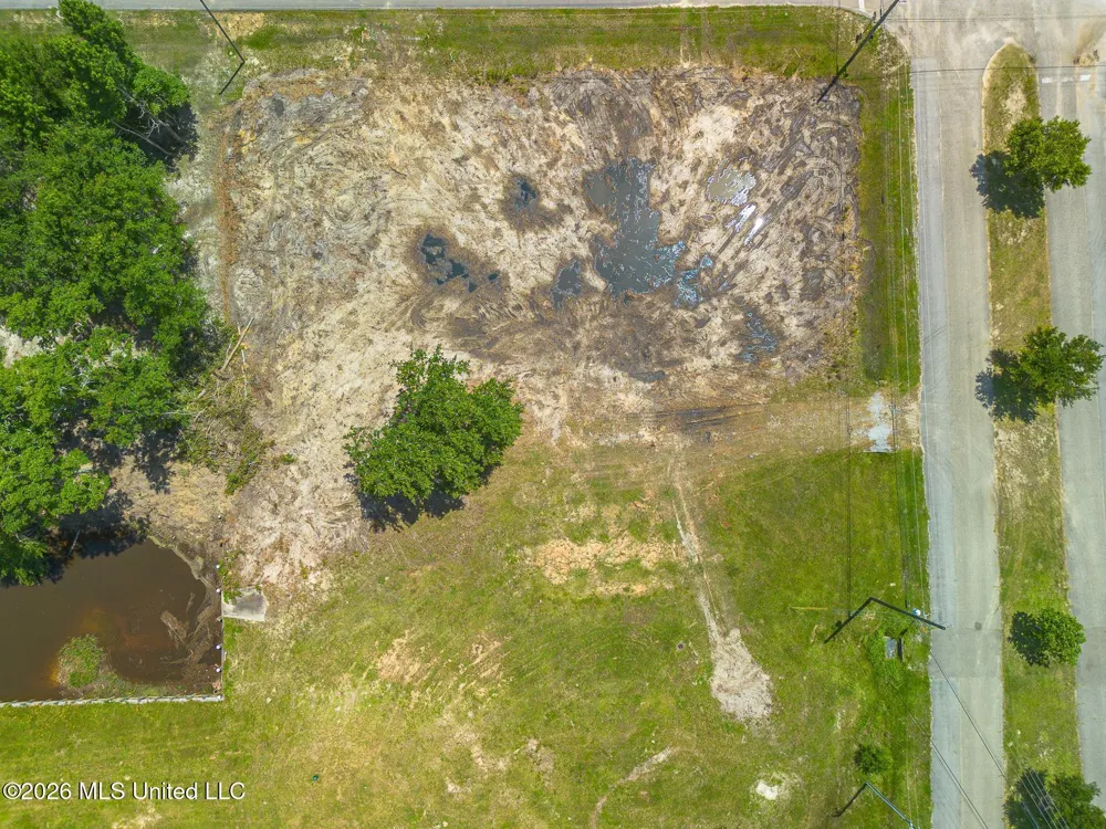 2429 Airport, Lot #1 Drive Diamondhead, MS 39525