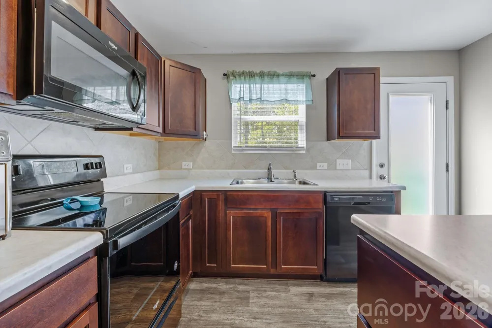 813 Yorkshire Drive Albemarle, NC 28001