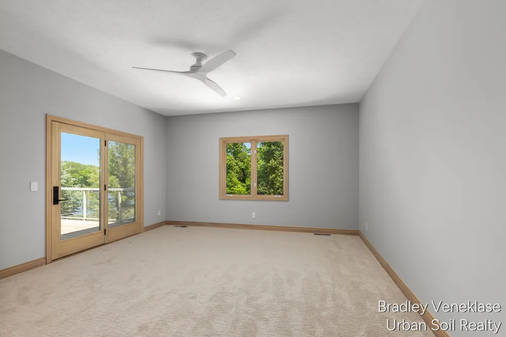 7635 Sandy Hollow Drive SE Alto, MI 49302