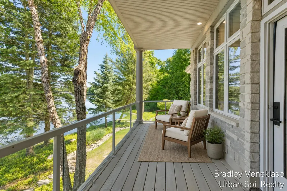 7635 Sandy Hollow Drive SE Alto, MI 49302