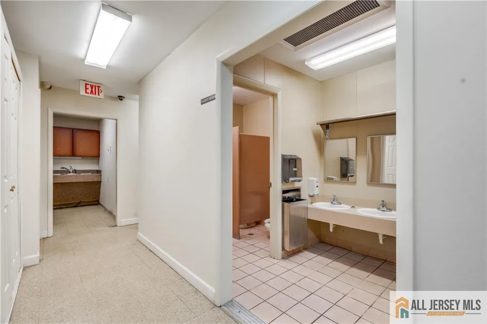 9 Stanworth Road South Brunswick, NJ 08824
