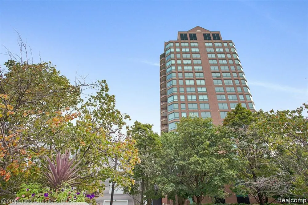 3320 Spinnaker Lane #3A Detroit City, MI 48207