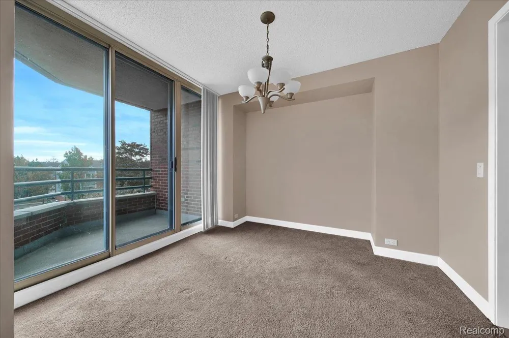 3320 Spinnaker Lane #3A Detroit City, MI 48207