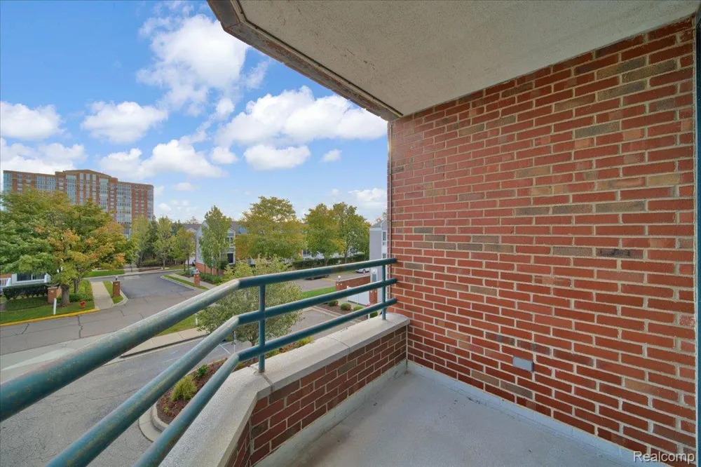 3320 Spinnaker Lane #3A Detroit City, MI 48207