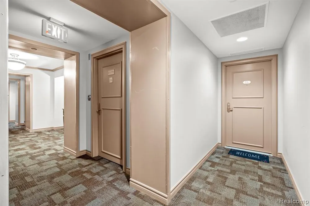 3320 Spinnaker Lane #3A Detroit City, MI 48207