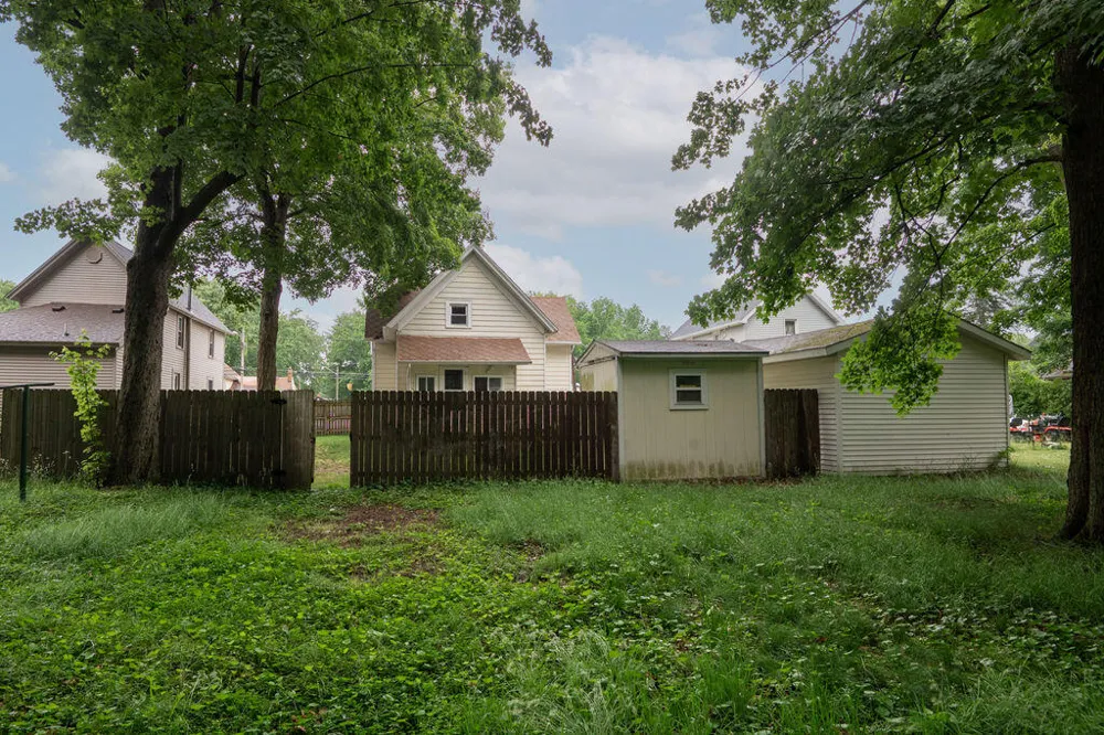 436 E Division Street Dowagiac City, MI 49047