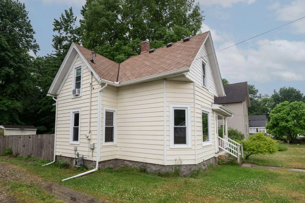 436 E Division Street Dowagiac City, MI 49047