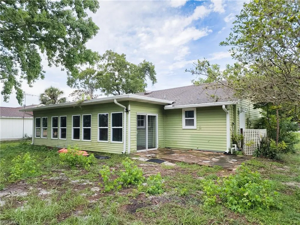 7425 GALLOWAY ROAD Weeki Wachee, FL 34613