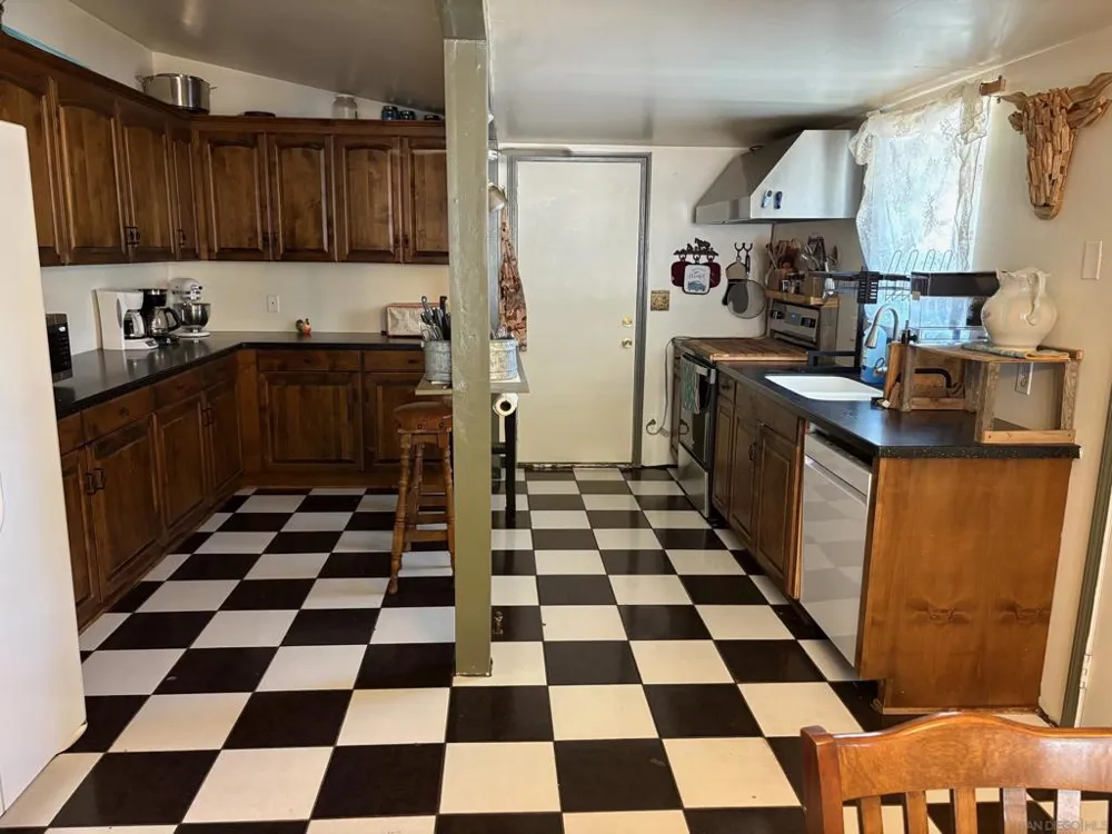 44622 Holtville Ave Jacumba, CA 91934