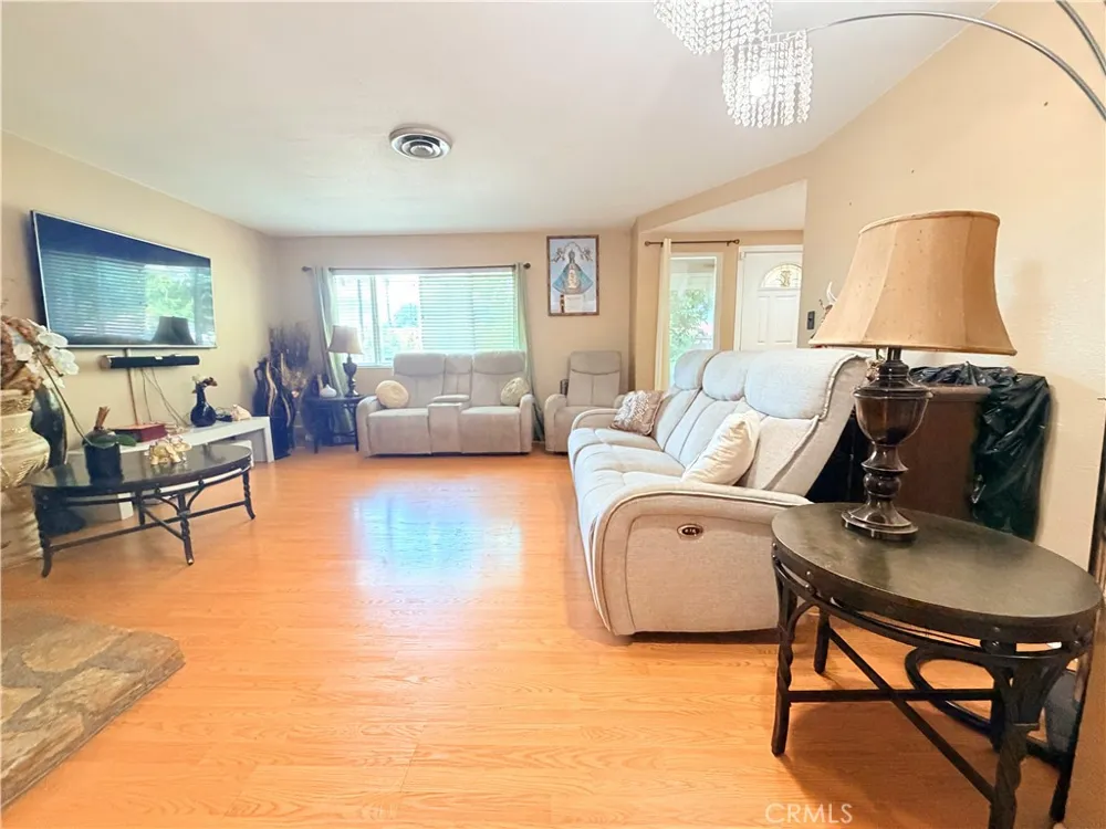 41931 Thornton Avenue Hemet, CA 92544