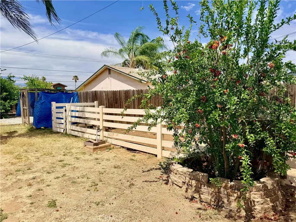 41931 Thornton Avenue Hemet, CA 92544