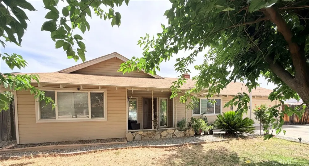 41931 Thornton Avenue Hemet, CA 92544