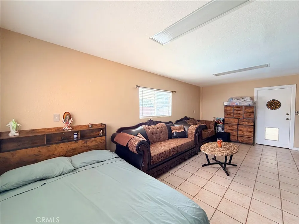 41931 Thornton Avenue Hemet, CA 92544