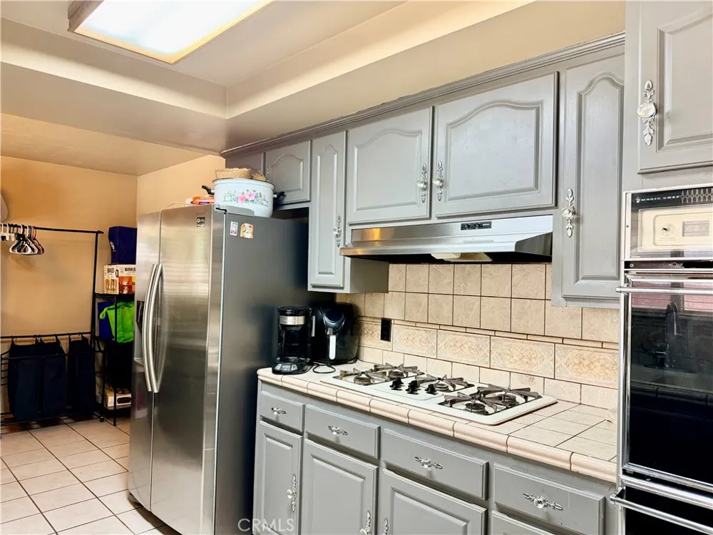 41931 Thornton Avenue Hemet, CA 92544