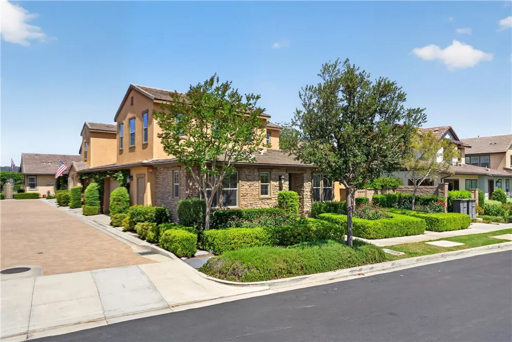 63 Garcilla Drive Rancho Mission Viejo, CA 92694