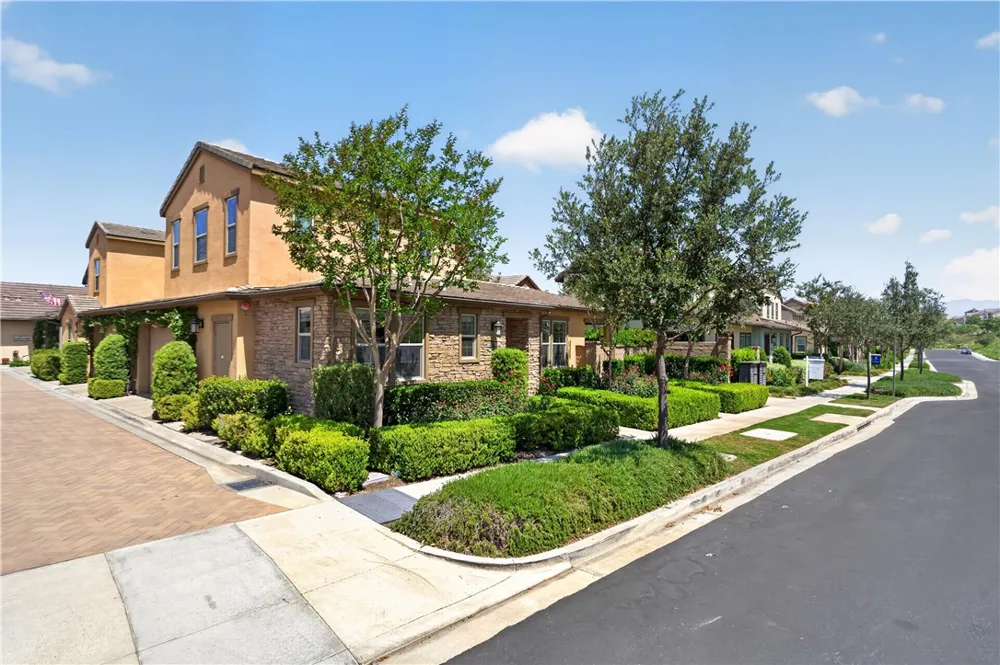 63 Garcilla Drive Rancho Mission Viejo, CA 92694